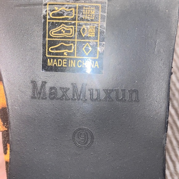 Boots- cheetah print - Picture 3 of 4